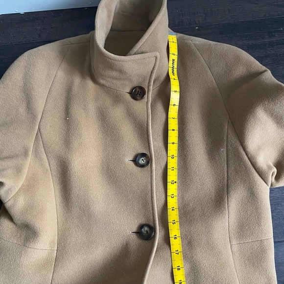 Women’s long lamb wool angora coat - Picture 5 of 5